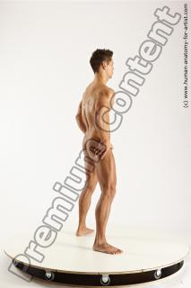 standing reference of lukas 44b